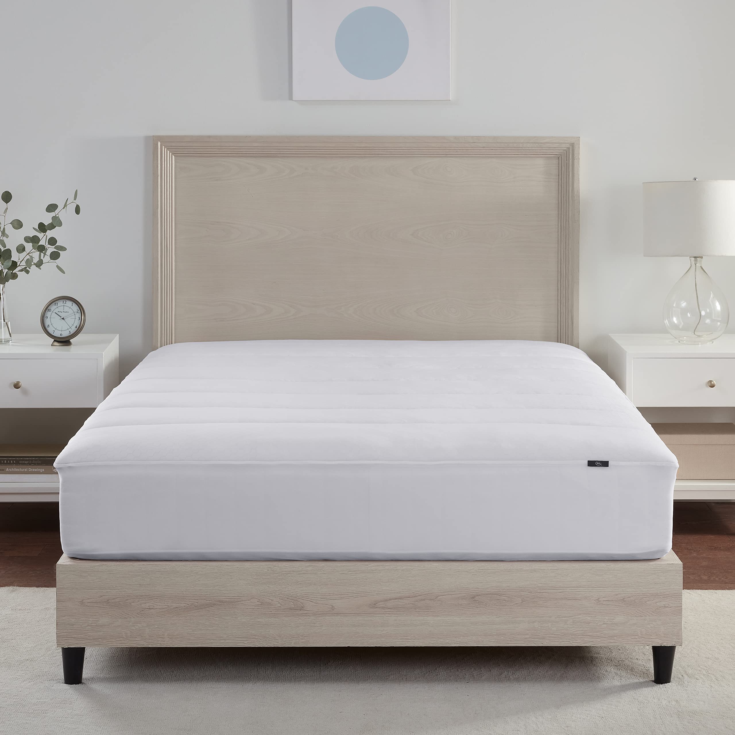 Serta Power Chill Cooling Queen Mattress Pad, Elastic Fitted Mattress Protector, Soft And Breathable Pillow Top Cover, 18' Deep